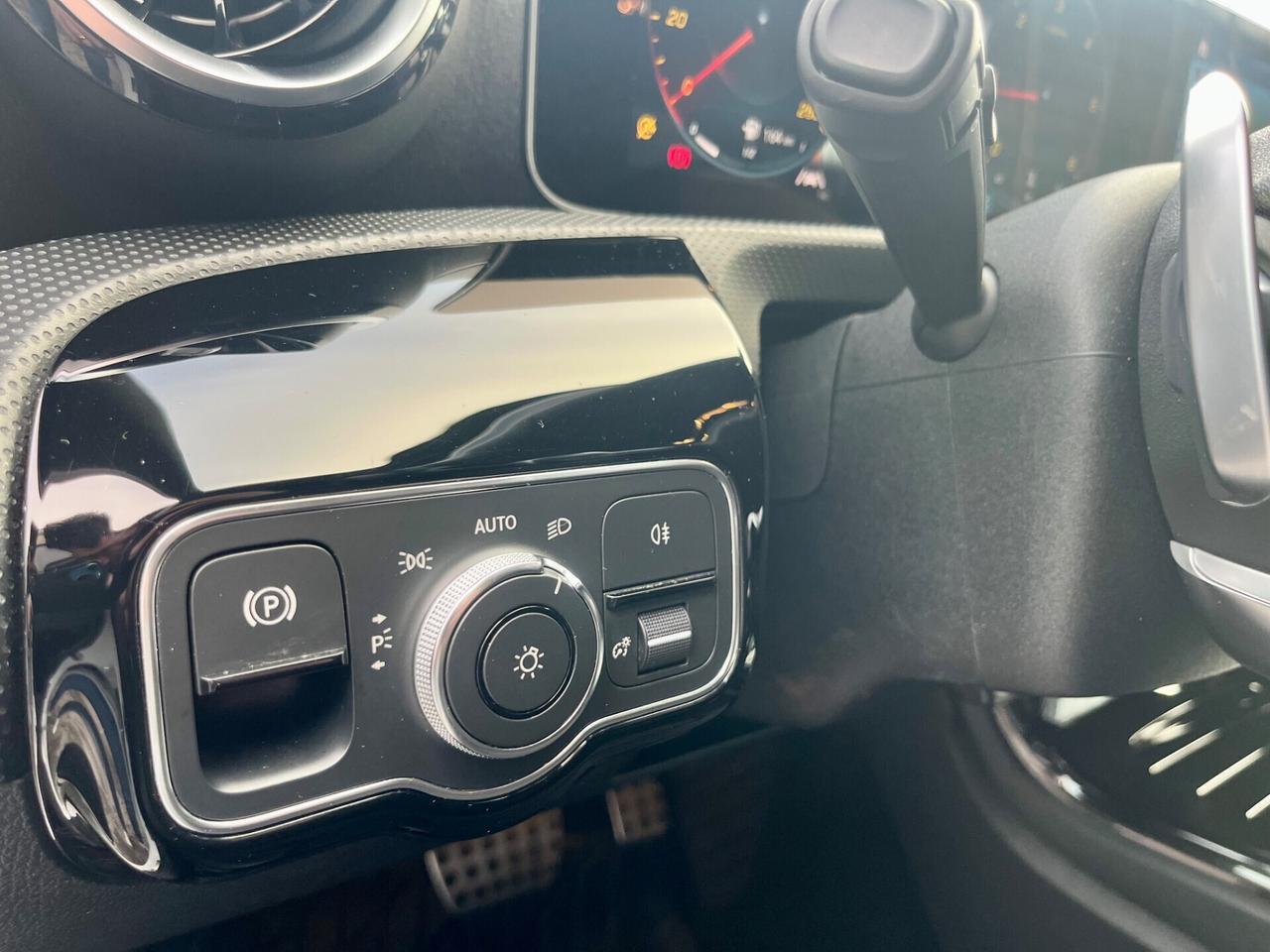 Mercedes-benz A 180 d Automatic Premium