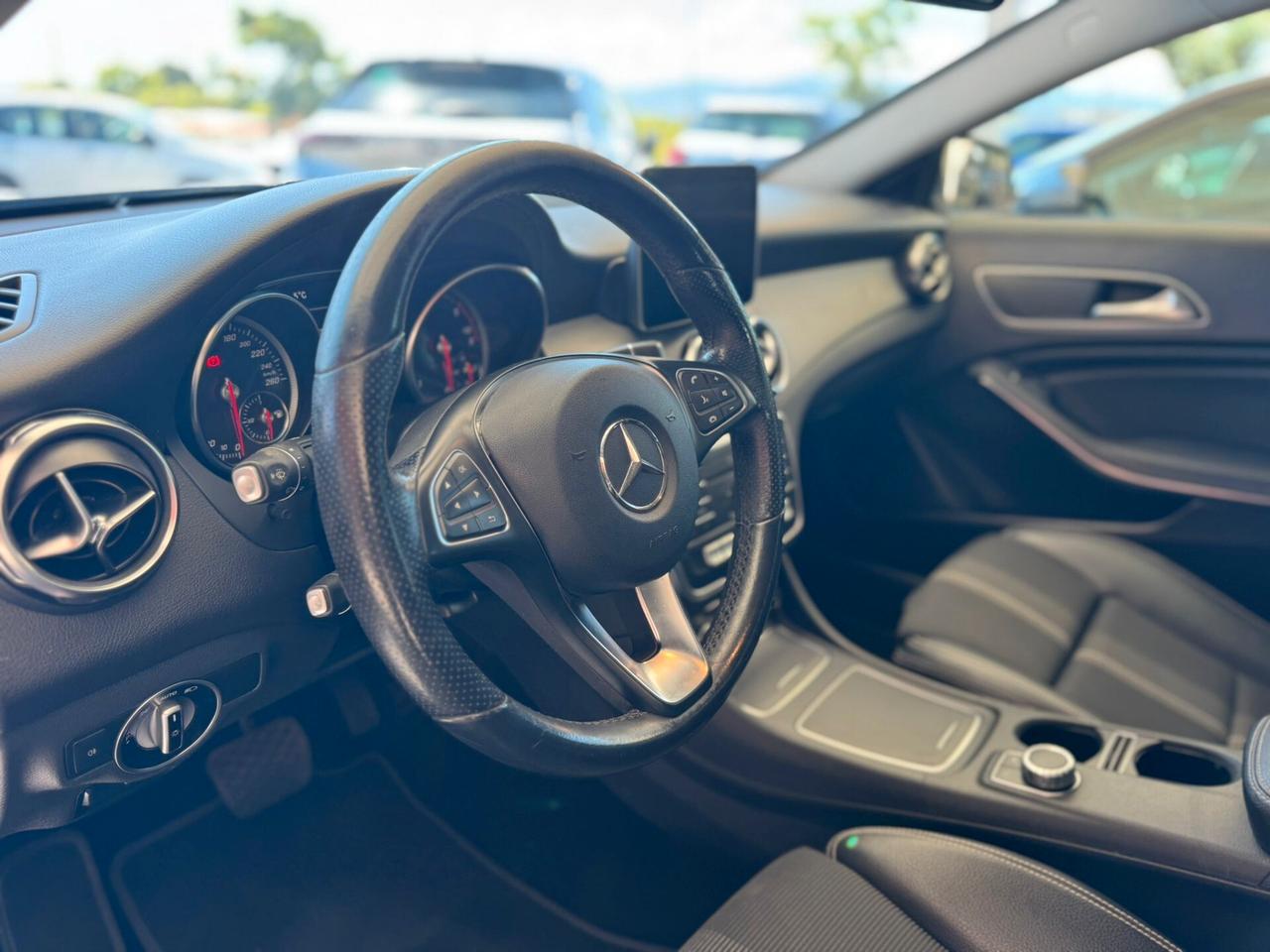 Mercedes-benz GLA 200 GLA 200 d Automatic Sport