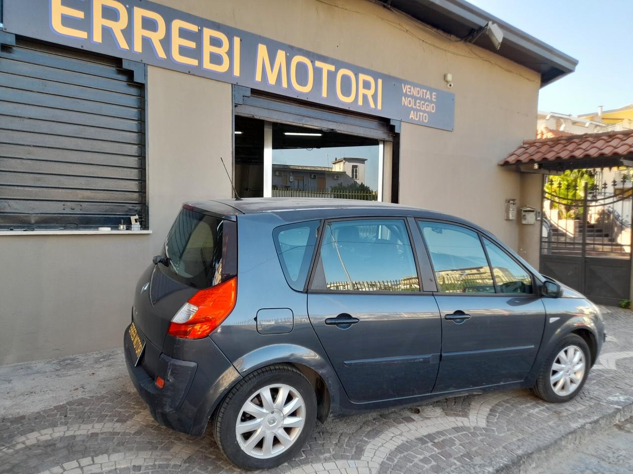 Renault Scenic Scénic 1.5 dCi/105CV Dynamique