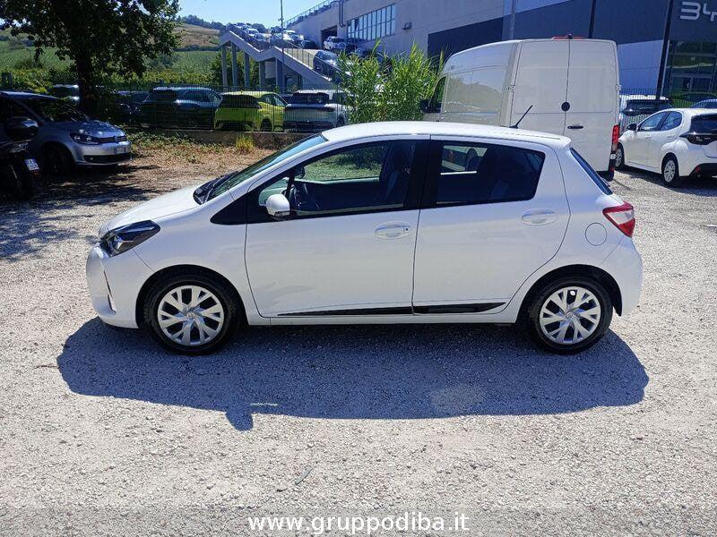 Toyota Yaris III 2017 5p Benzina 5p 1.0 Active my18