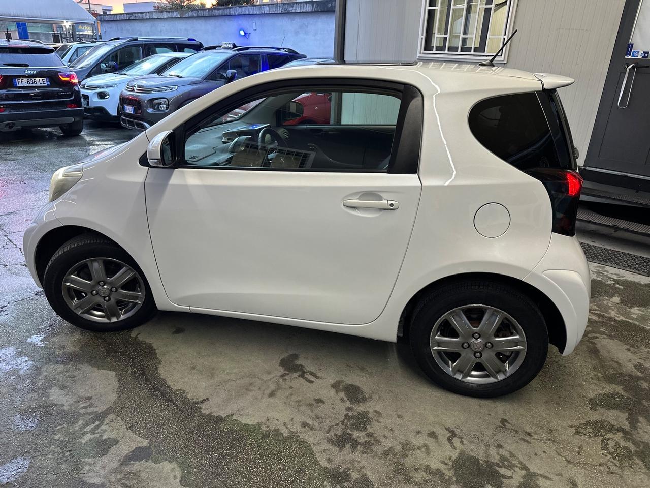 Toyota iQ 1.0 Diesel 90 Cv