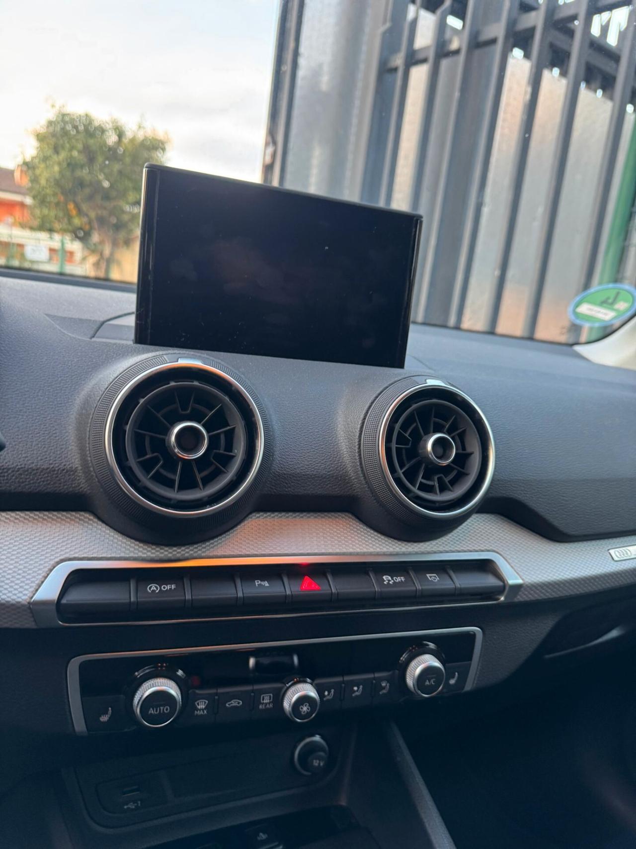 Audi Q2 30 TDI Business Identity x2 disponibili ufficiale audi IVA ESPOSTA