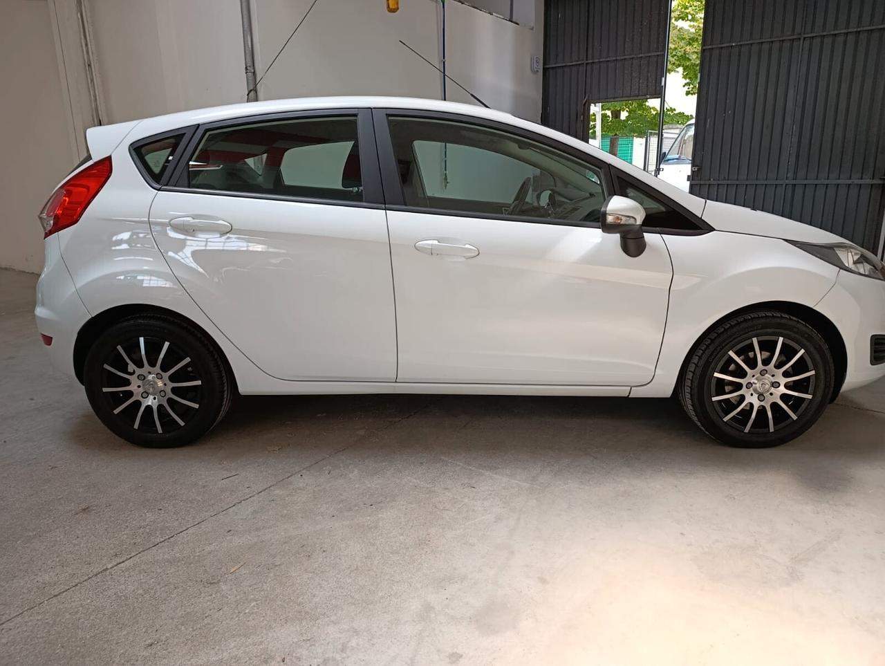 Ford Fiesta 1.2 80CV 5 porte