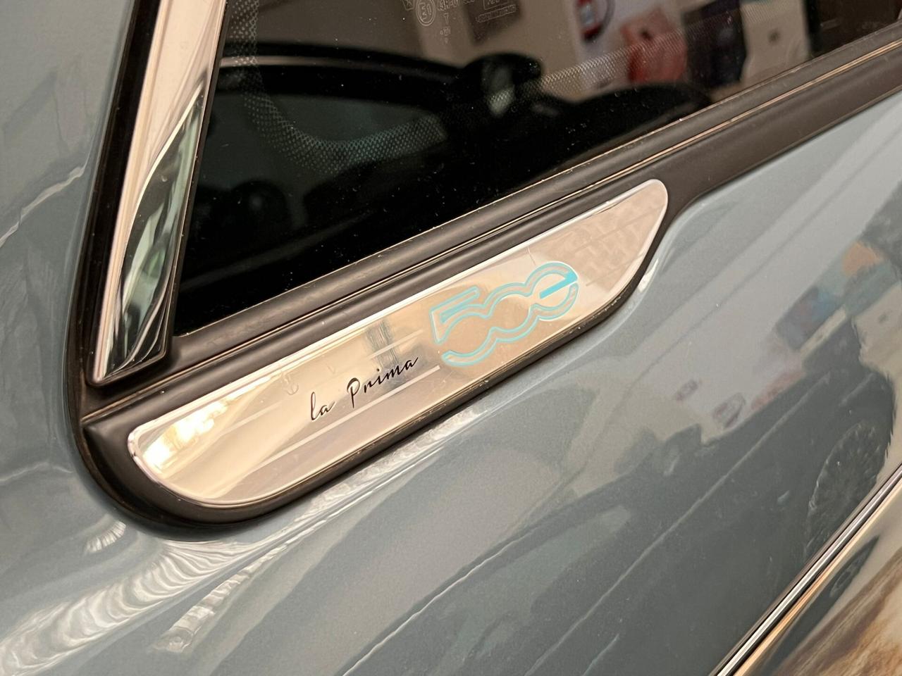 Fiat 500e 42 kWh La Prima *AUTONOMIA 320KM*