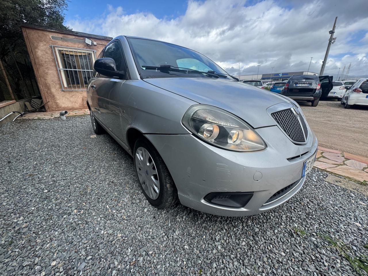Lancia Ypsilon 1.2 69 CV Diva