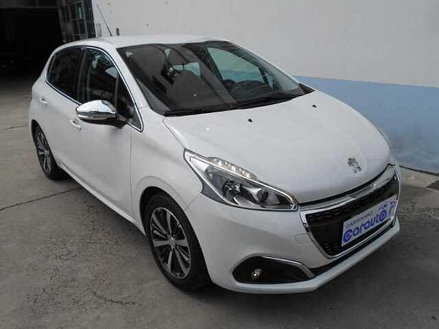Peugeot 208 HDi 100 5p Allure Finanziato