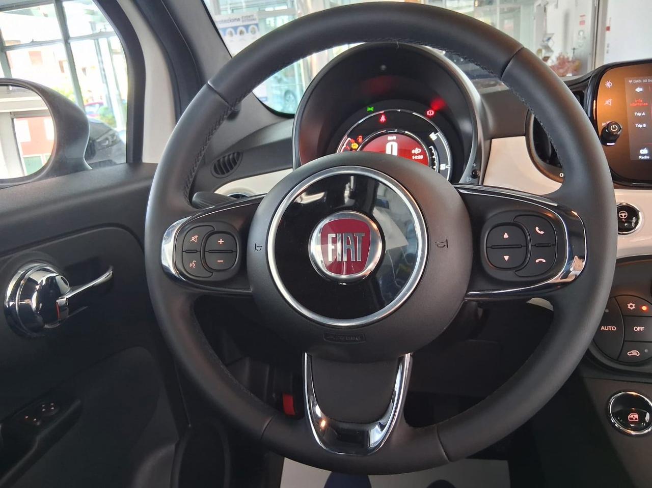 FIAT 500 1.0 BENZINA/HYBRID DOLCEVITA