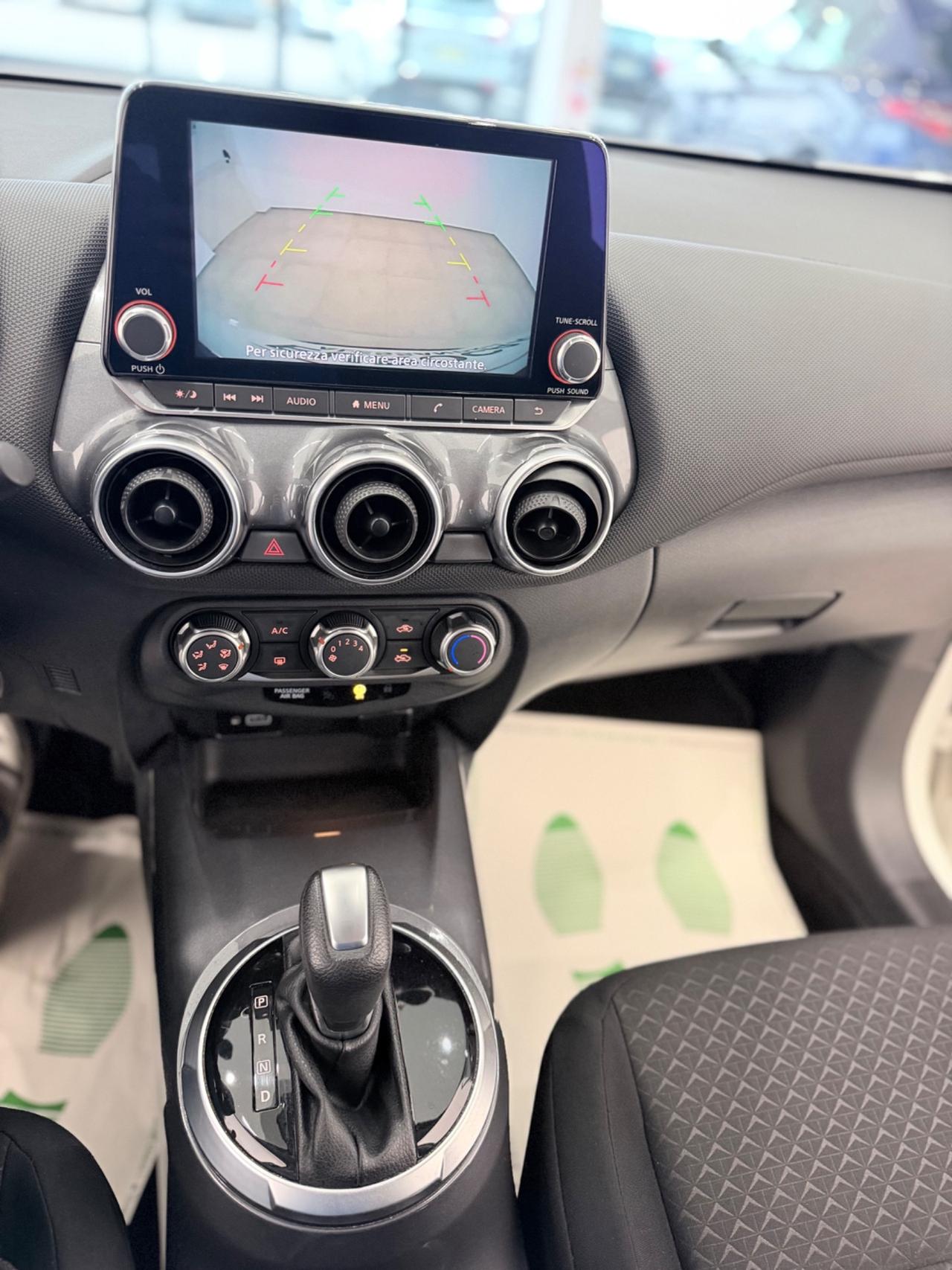 Nissan Juke 1.0 DIG-T 114 CV Tekna