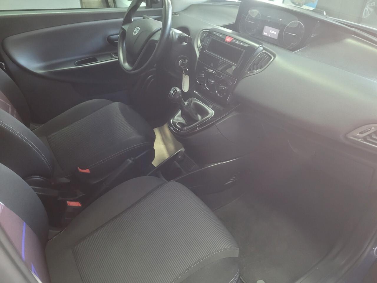 Lancia Ypsilon 1.3 MJT 16V 95 CV 5 porte S&S Gold