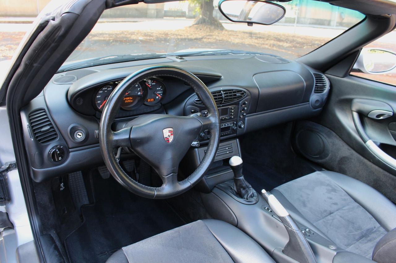 Porsche Boxster 2.7i 24V cat