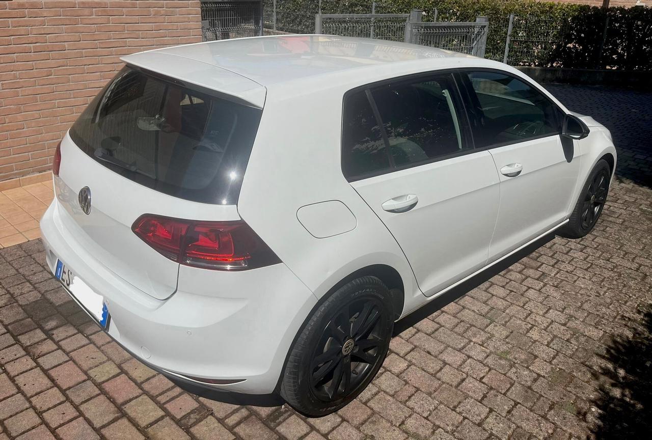 Volkswagen Golf 1.6 TDI 5p. Trendline BlueMotion Technology