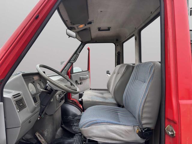 IVECO Daily 35.8 2.5D CASSONE FISSO SUPER LUNGO 4.30-BENTENUTO