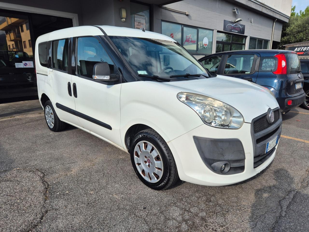 Fiat Doblo Doblò 1.4 16V Active 7 posti