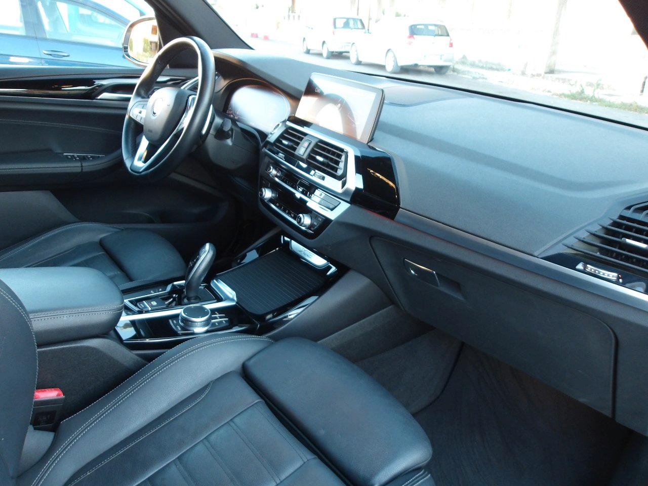 BMW X3 xdrive20d mhev 48V xLine auto
