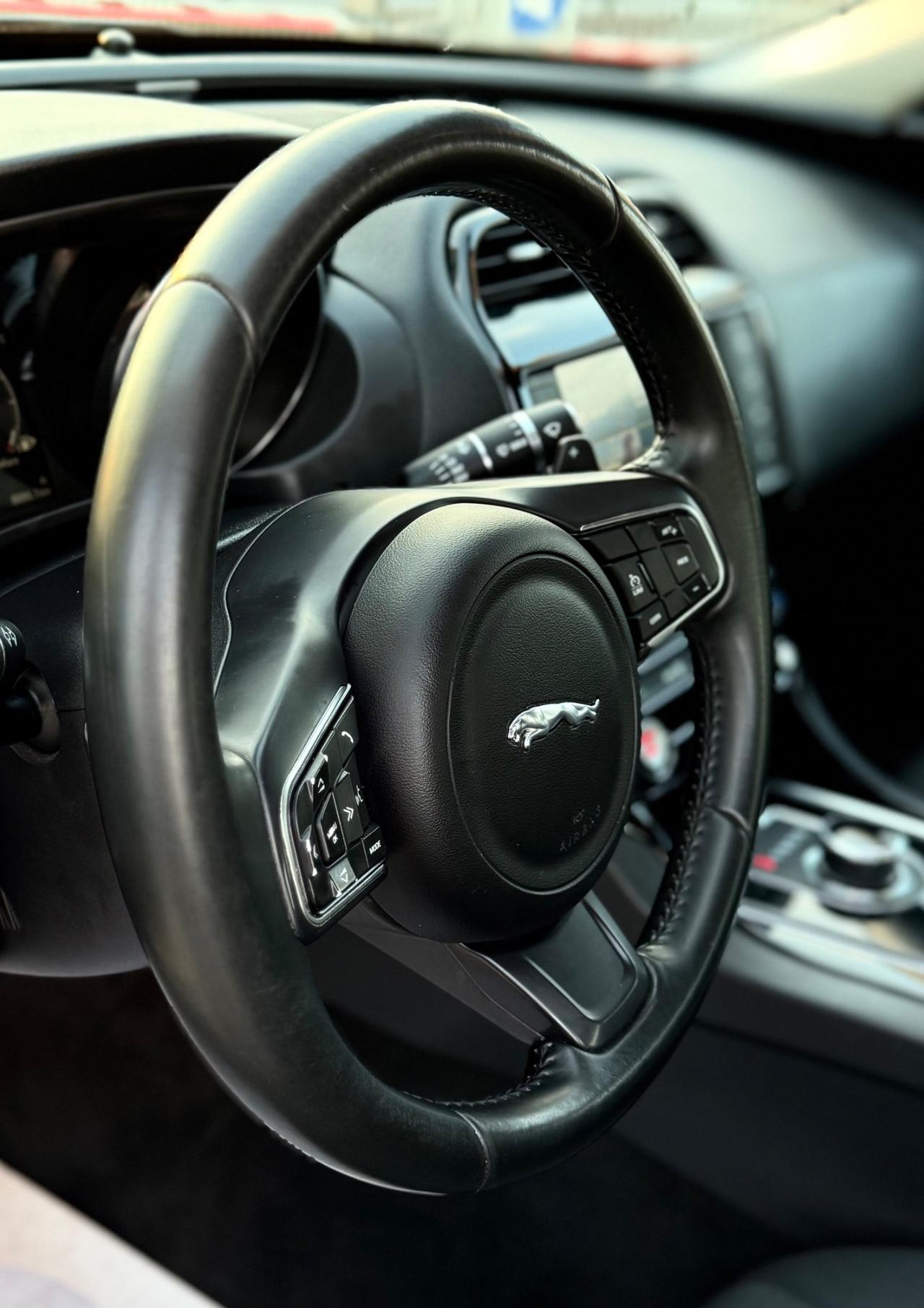 Jaguar XF 2.0 D 180 CV AWD aut. Portfolio
