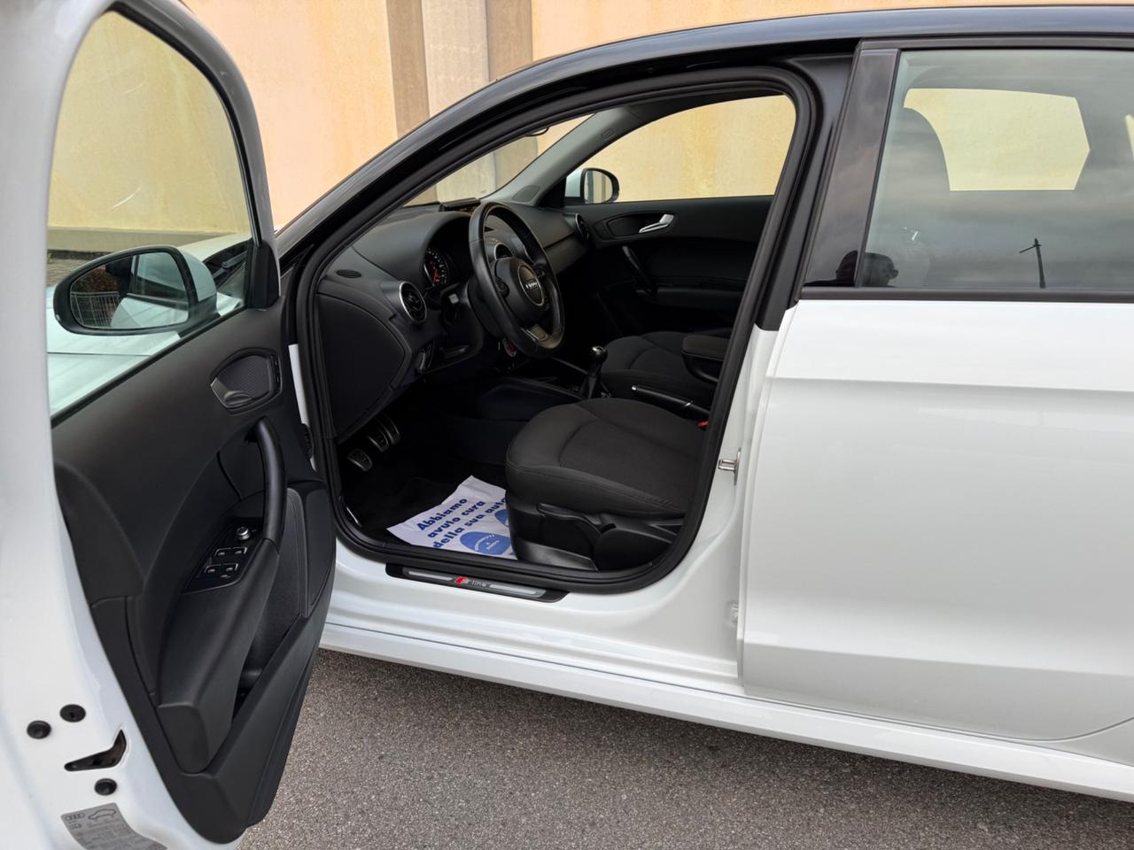 Audi A1 1.0 TFSI ultra S-Line. 2017.