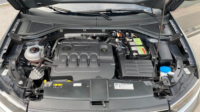 VOLKSWAGEN T-Roc 1.6 TDI SCR Style ADVANCED PLUS Technology BICOLOR