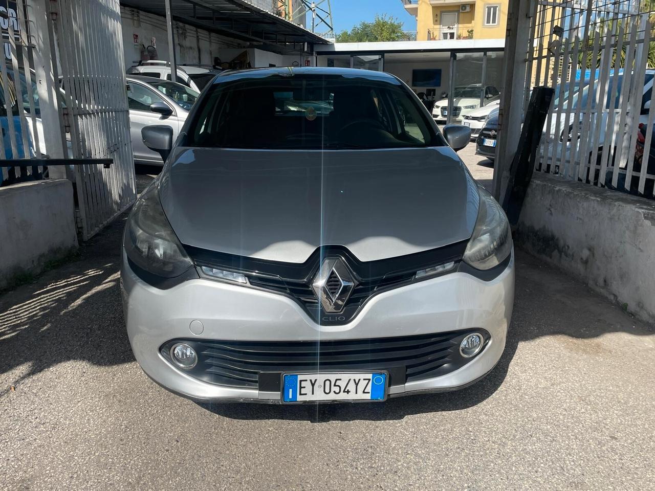Renault Clio 1.2 75CV GPL 5 porte Costume National