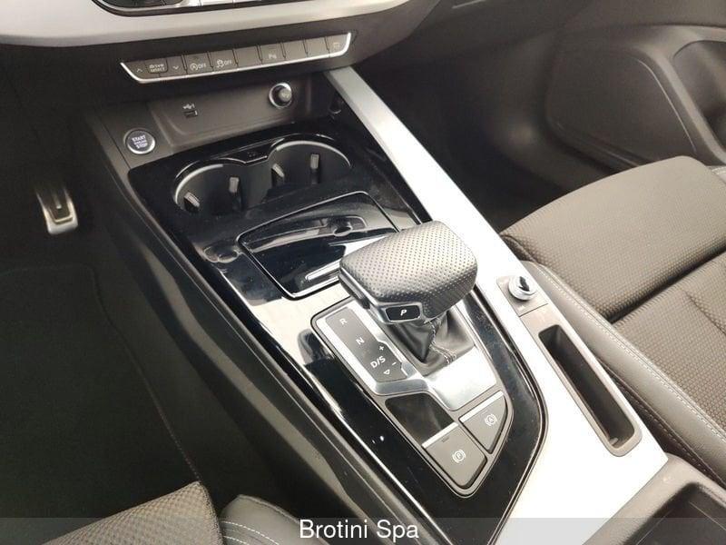 Audi A4 Avant 40 TDI S tronic S line edition