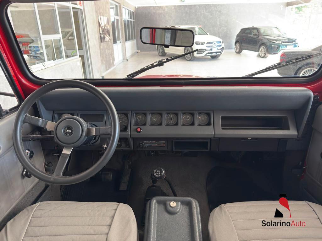 Jeep Wrangler Hard Top 2.5 Laredo