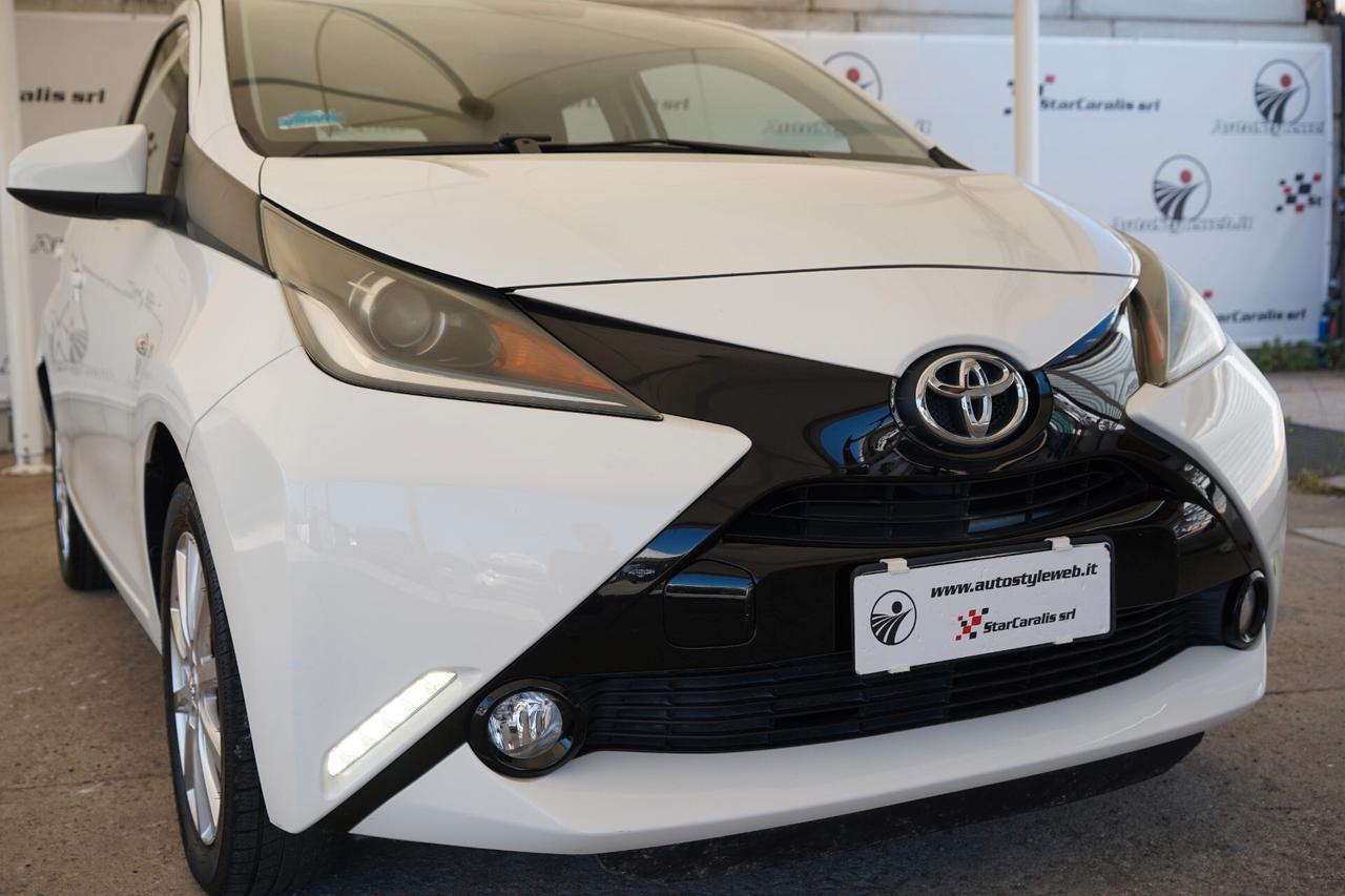 Toyota Aygo 1.0 VVT-i 69 CV 5 porte x-play