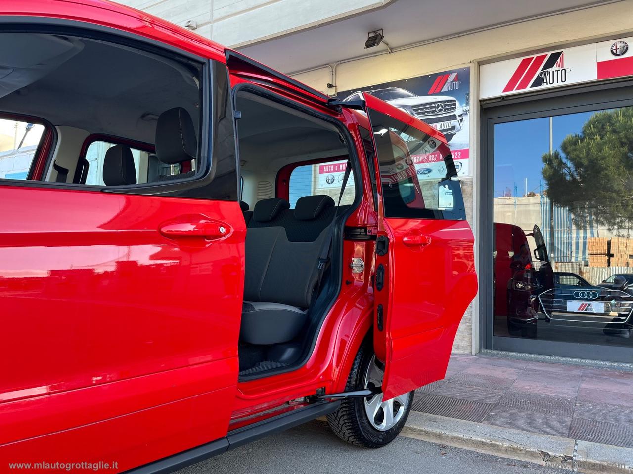 FORD Tourneo Courier 1.5 TDCI 75 CV Sport