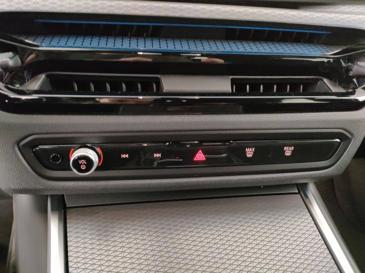 BMW 320d Touring mhev 48V MSport auto