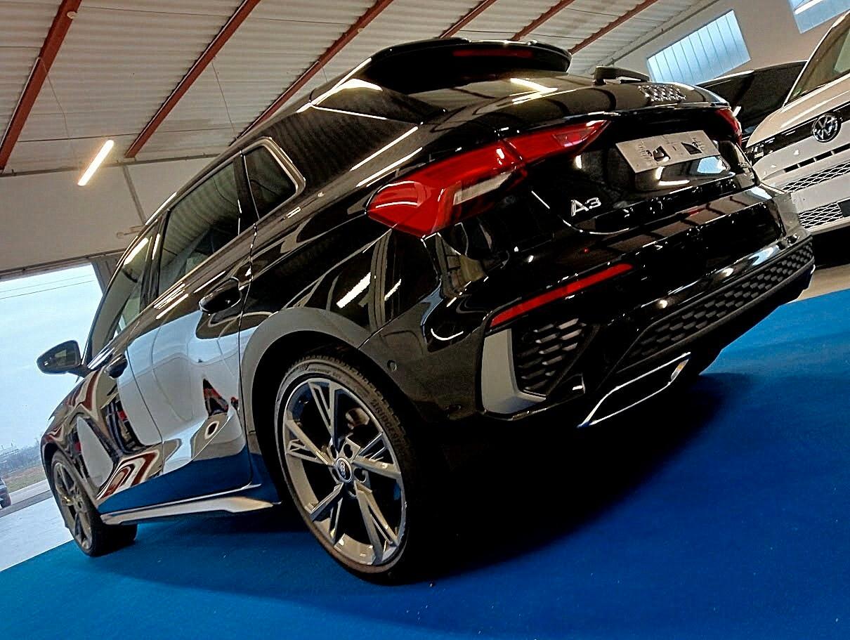 Audi A3 Sportback 2.0TDI 150cv SLINE IVA DEDUCIBILE S-LINE