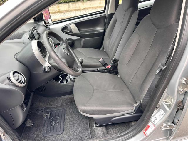 TOYOTA Aygo 1.0 12V VVT-i 5 porte Active Connect
