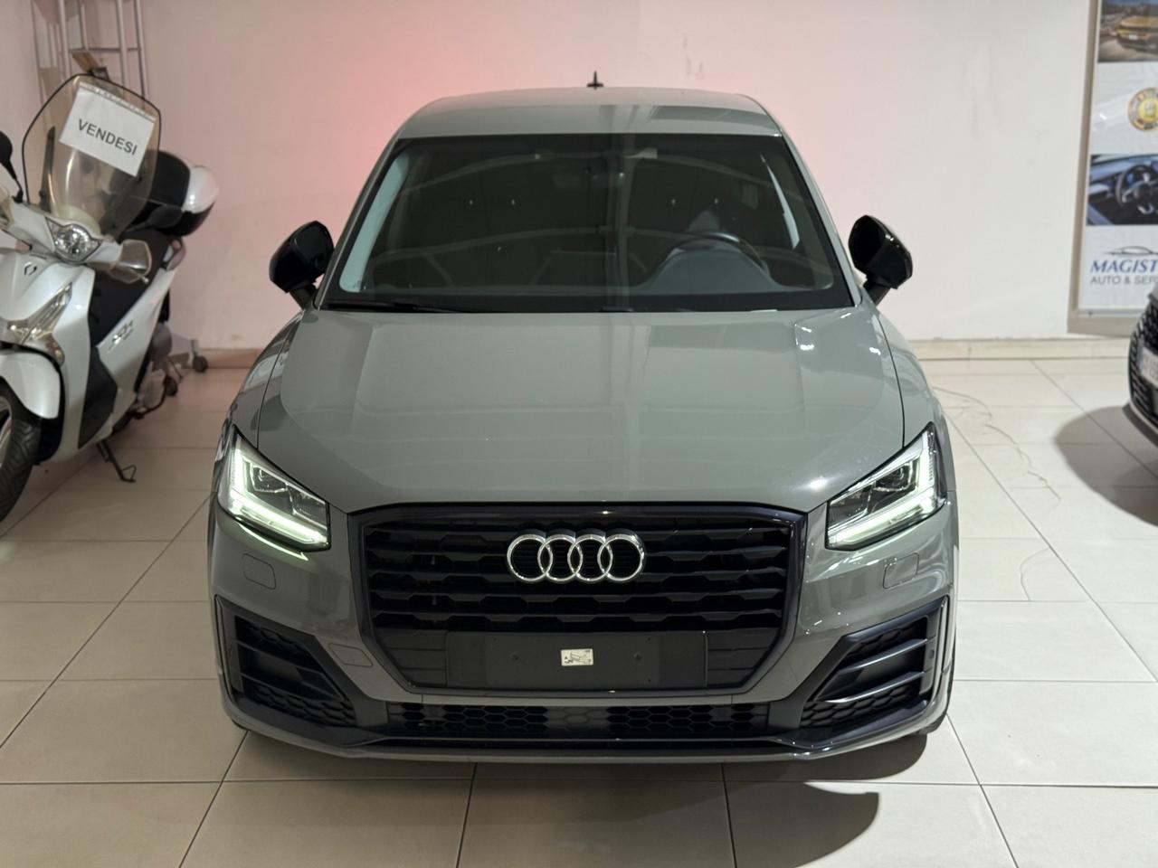 Audi Q2 35 TFSI 1.5 150 CV S-LINE Identity Black
