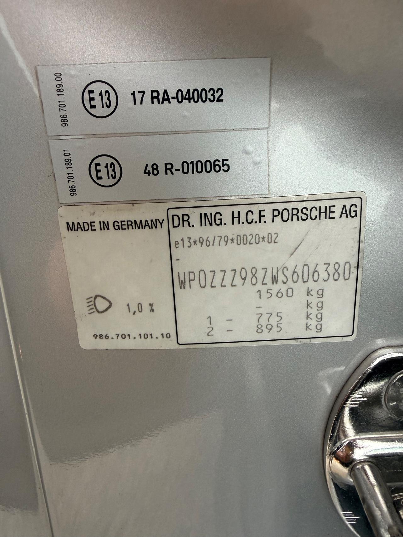 Porsche Boxster 2.5i 24V cat