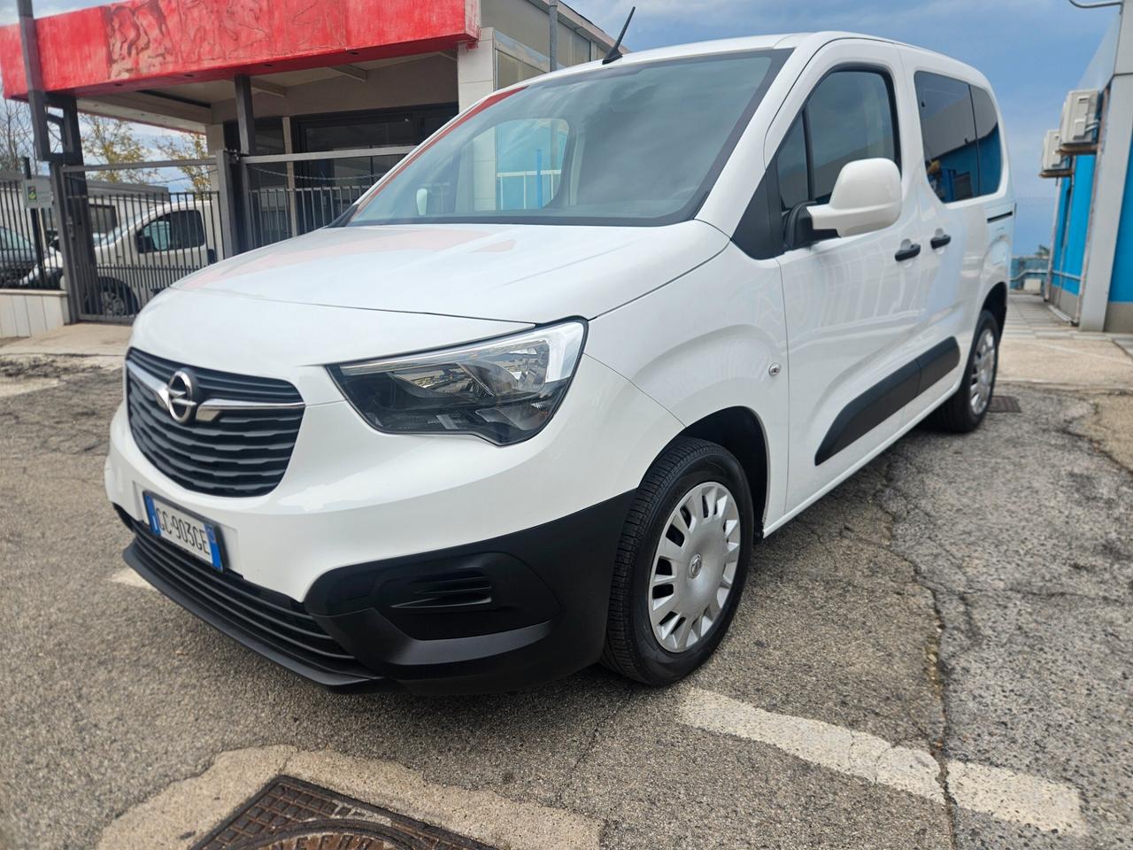 Opel Combo Cargo 1.6 Diesel 100CV 3posti Vetrato