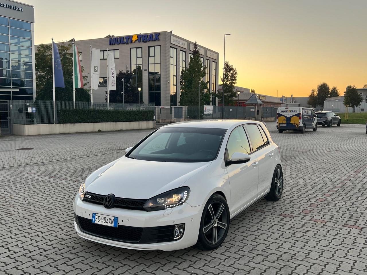 Volkswagen Golf 2.0 TDI 170CV DPF 5p. GTD