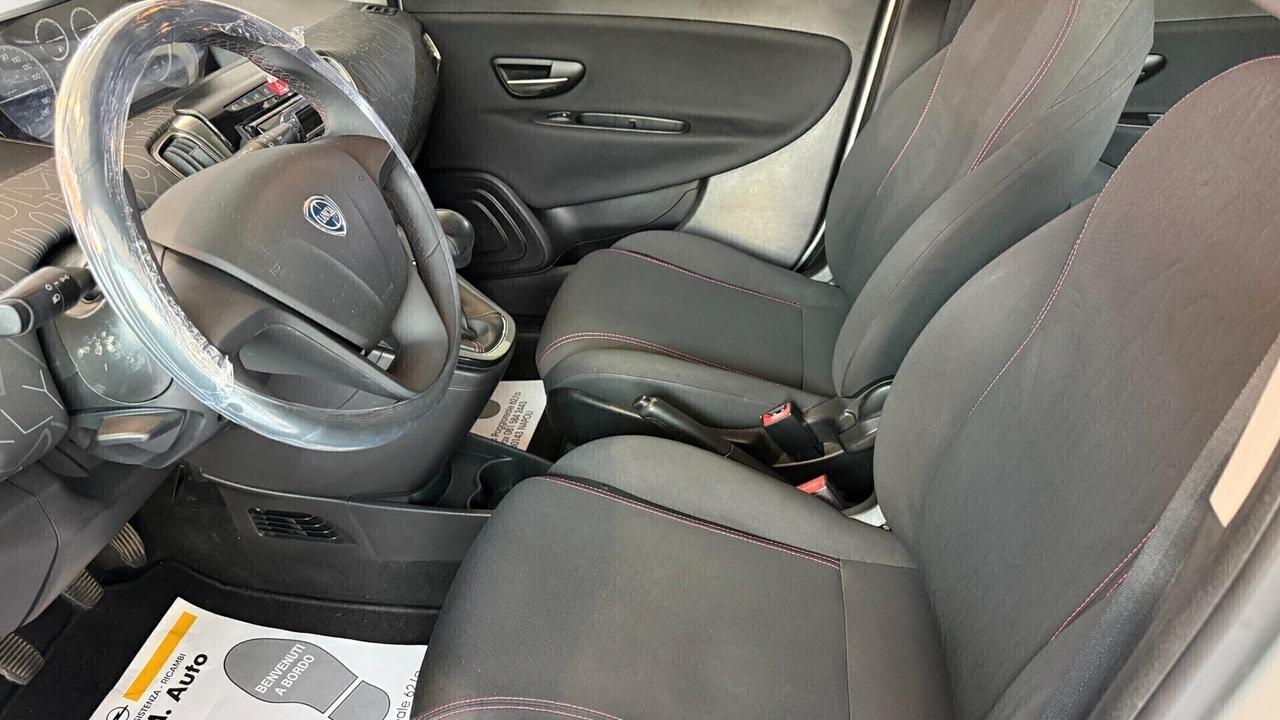 Lancia Ypsilon 1.3 MJT 16V 95 CV 5 porte S&S Gold