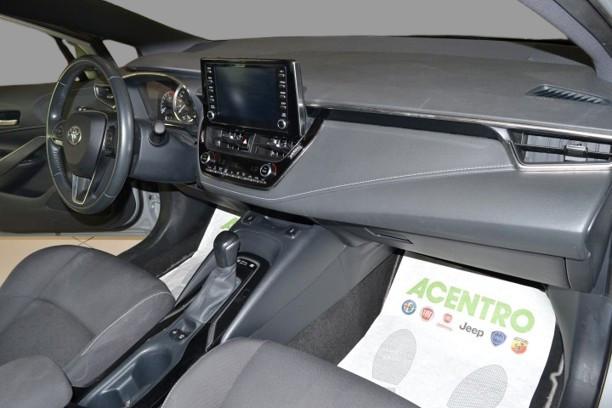 TOYOTA COROLLA - 1.8 HYBRID BUSINESS