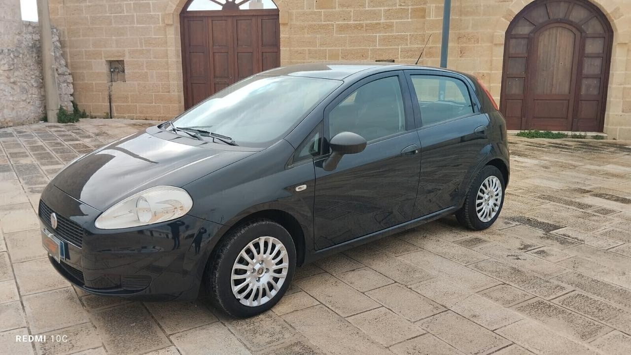 Fiat Grande Punto Grande Punto 1.3 MJT 75 CV 5 porte NEOPATENTATI