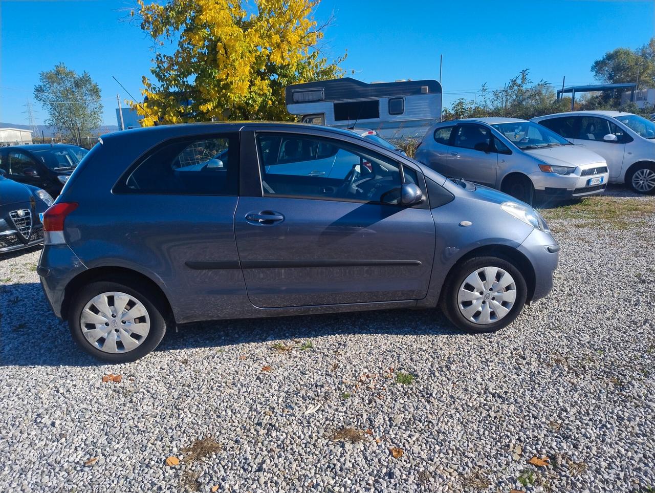 Toyota Yaris 1.0 3 porte Sol