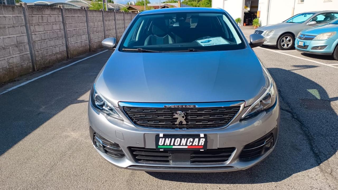 Peugeot 308 PureTech Turbo 130 S&S EAT8 Tech Edition