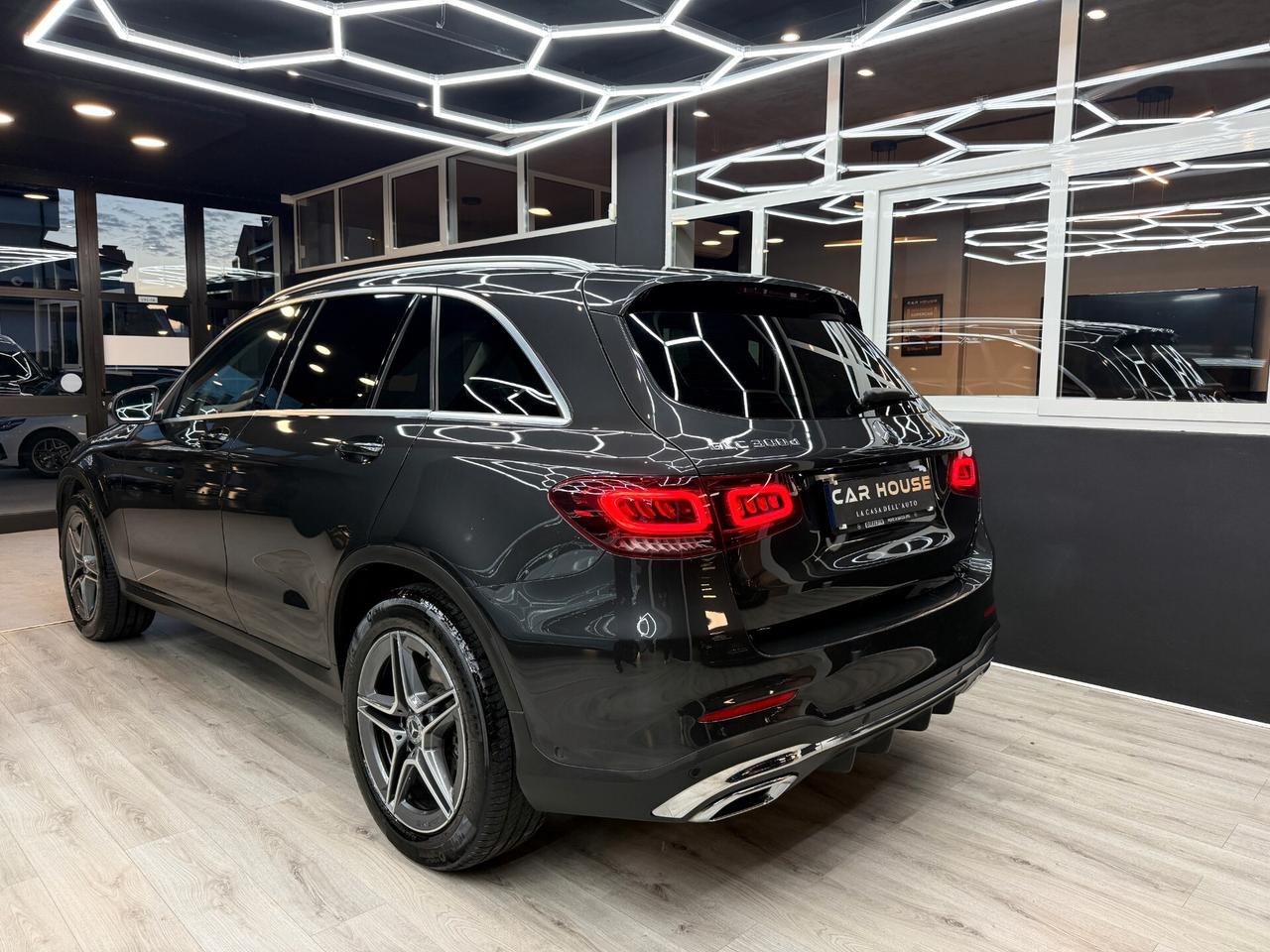 Mercedes Benz GLC 300D 4MATIC PREMIUM