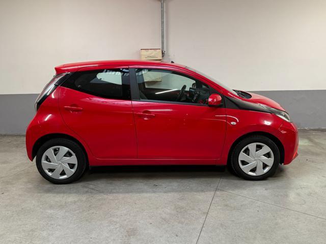TOYOTA Aygo 1.0 VVT-i 69 CV 5 porte x-cite