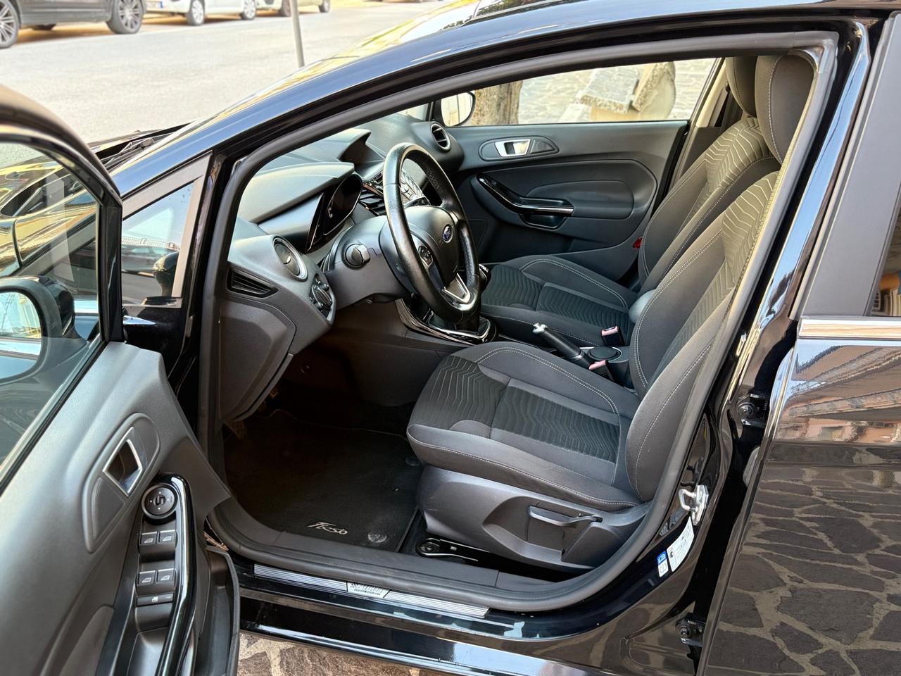 Ford Fiesta 1.5 TDCi 75CV 5P Titanium FULL/LED/NAV