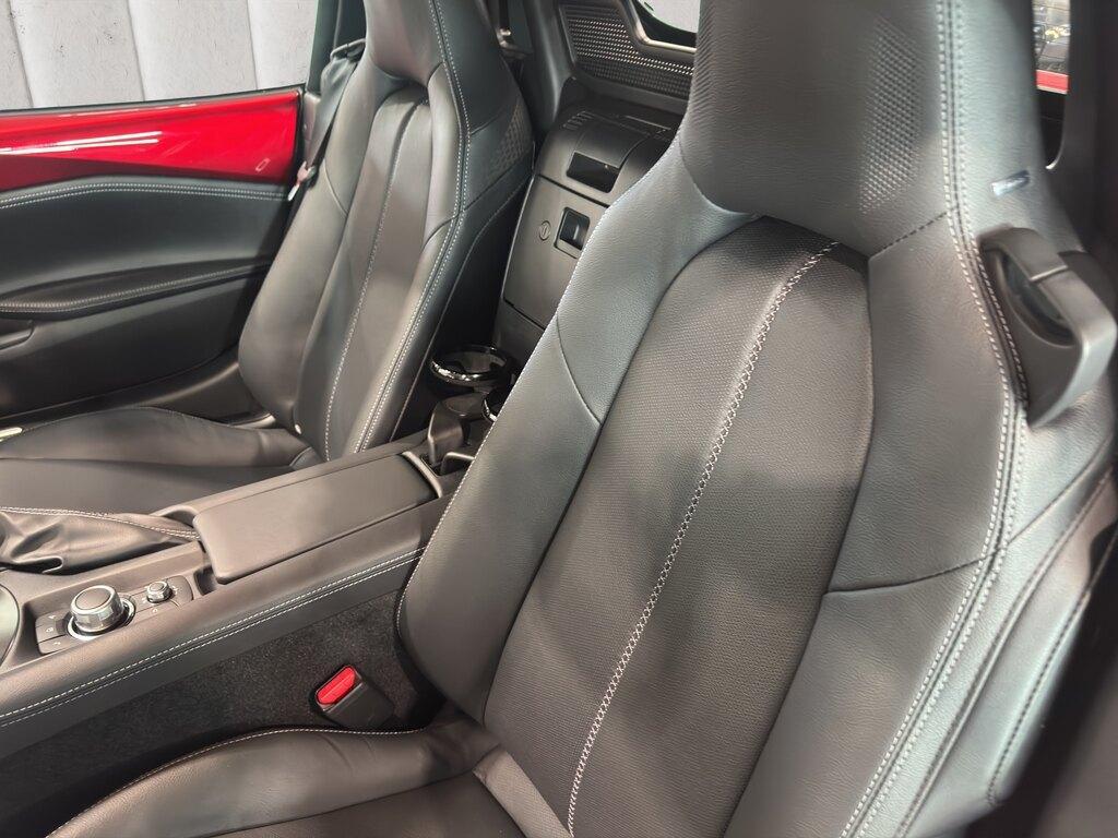 Mazda MX-5 Soft Top 2.0 Skyactiv-G Exclusive-Line Driver Assistance