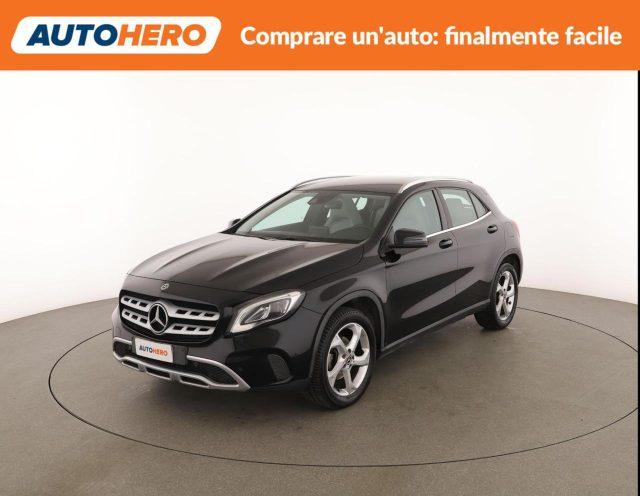 MERCEDES-BENZ GLA 200 d Automatic Sport