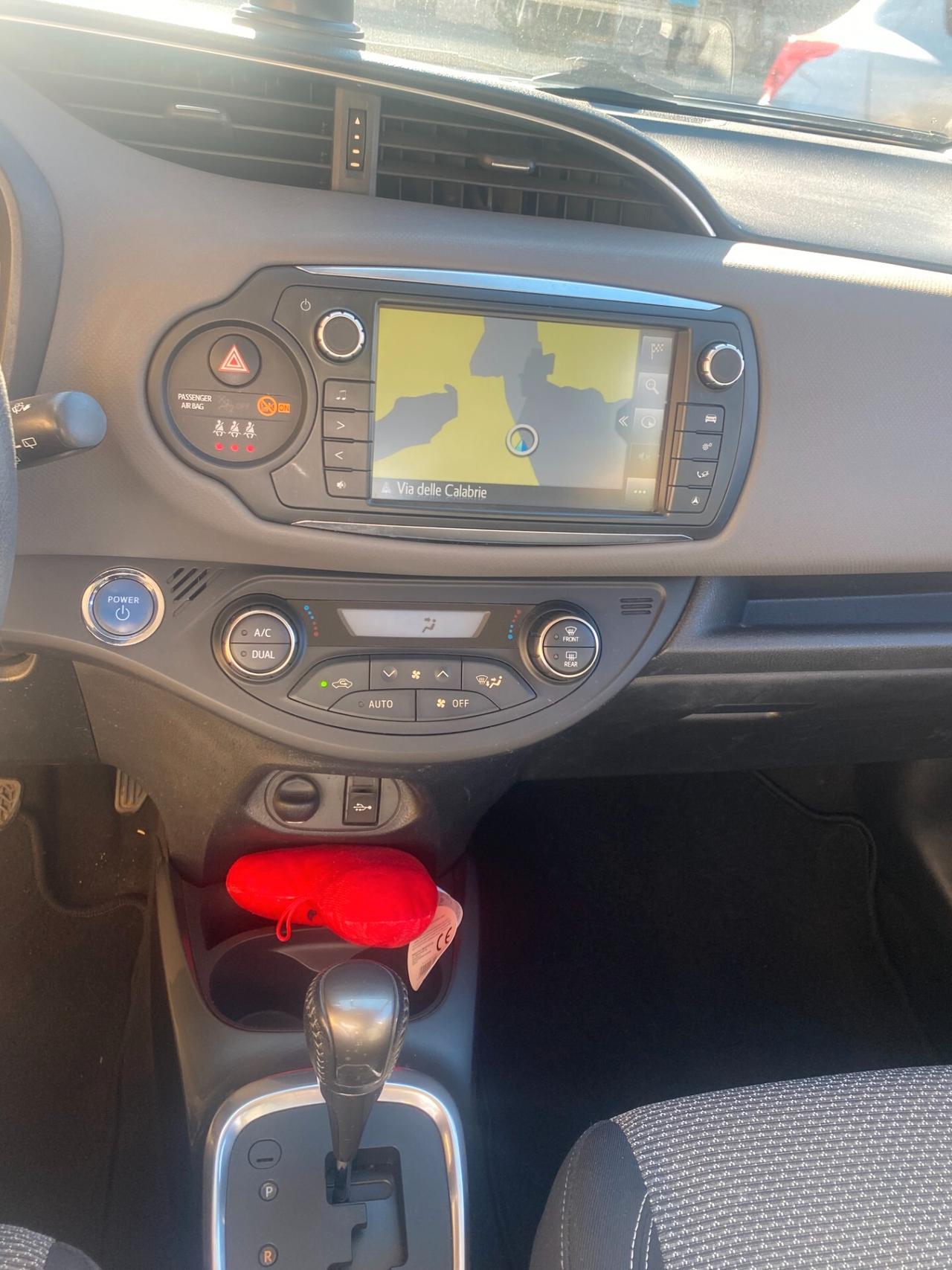 Toyota Yaris 1.5 Hybrid 12/2016