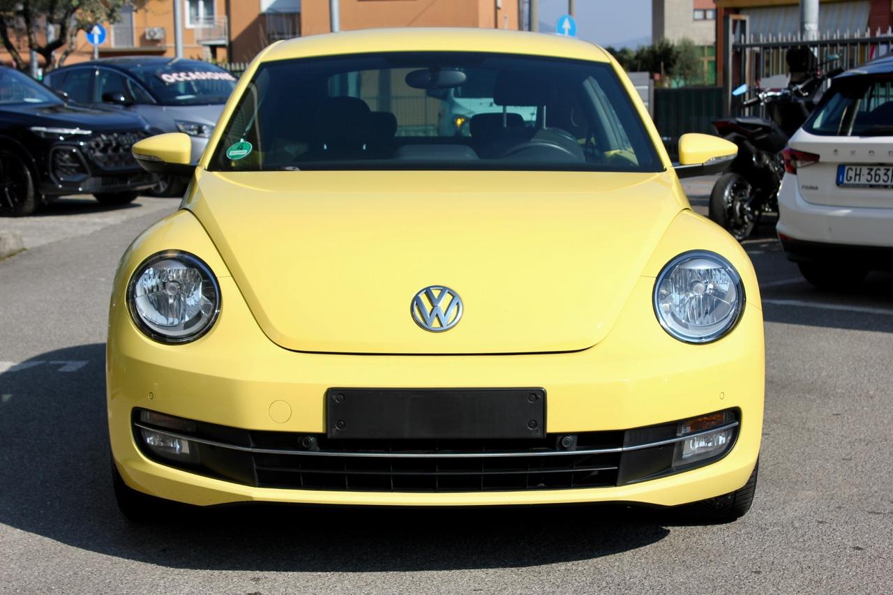 Volkswagen Maggiolino 1.2 TSI Design 105CV – Cerchi 18”, Sound Fender, Sedili Riscaldati