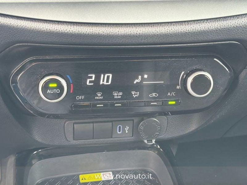 Toyota Aygo X 1.0B (72 CV) Lounge S-CVT