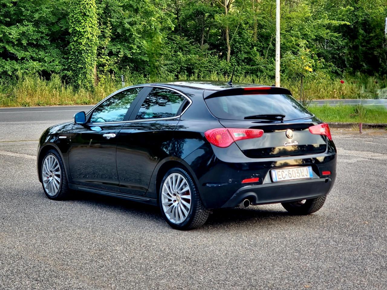 Alfa Romeo Giulietta 1.4 Turbo MultiAir Distinctive 2010-E5 Manuale