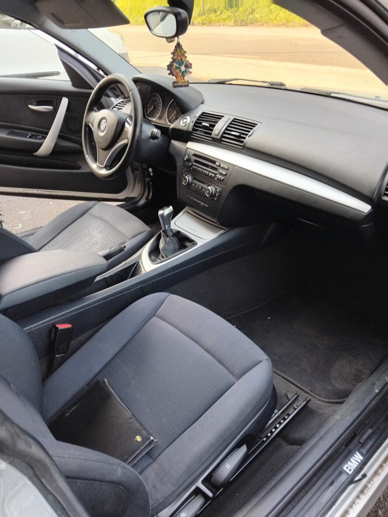 Bmw 118 118d cat 5 porte futura