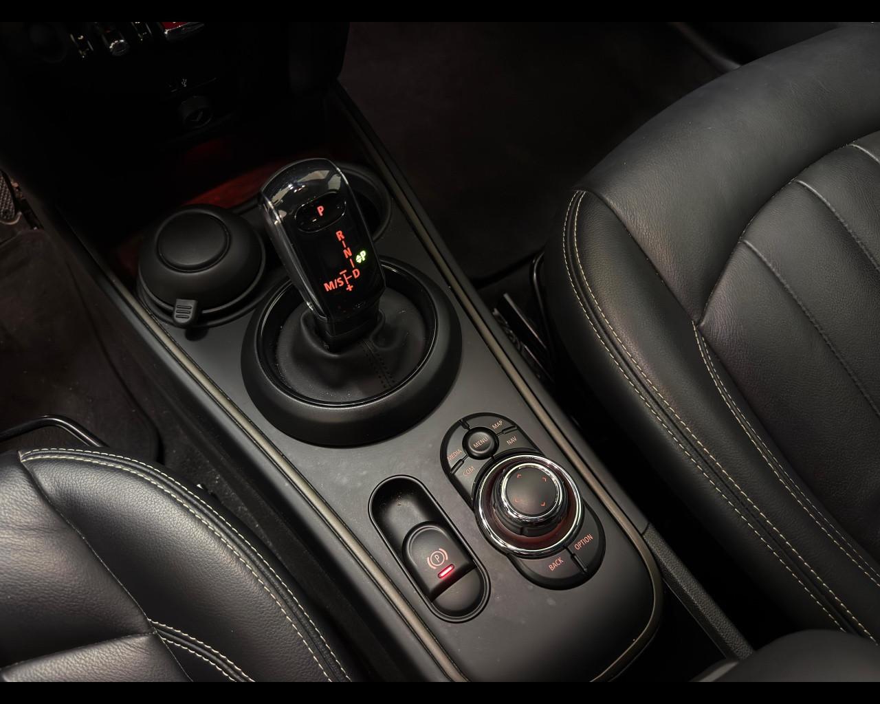 MINI Mini Countrym.(F60) - Mini 1.5 Cooper Classic Countryman