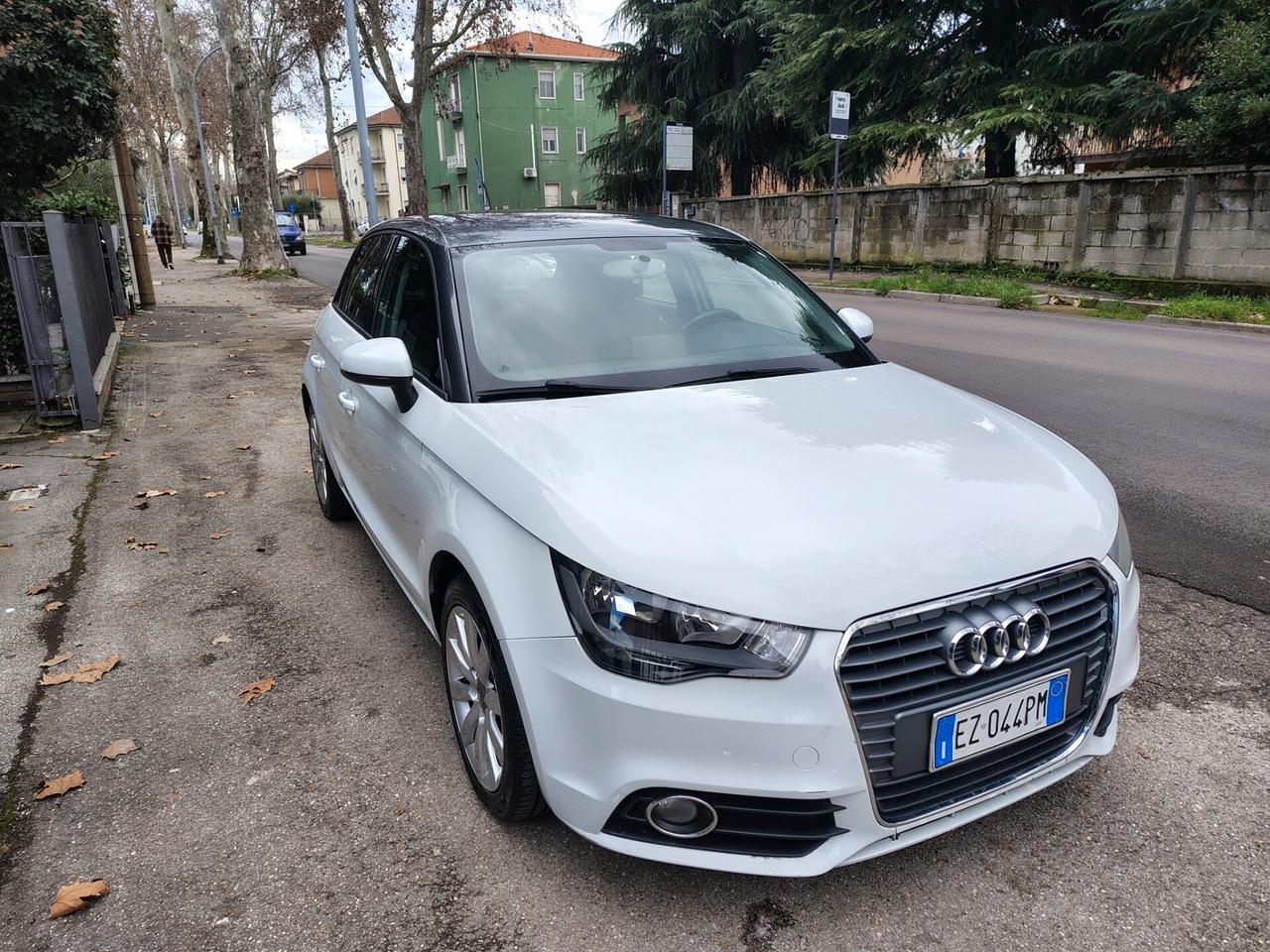 Audi A1 1.2 TFSI S line edition plus